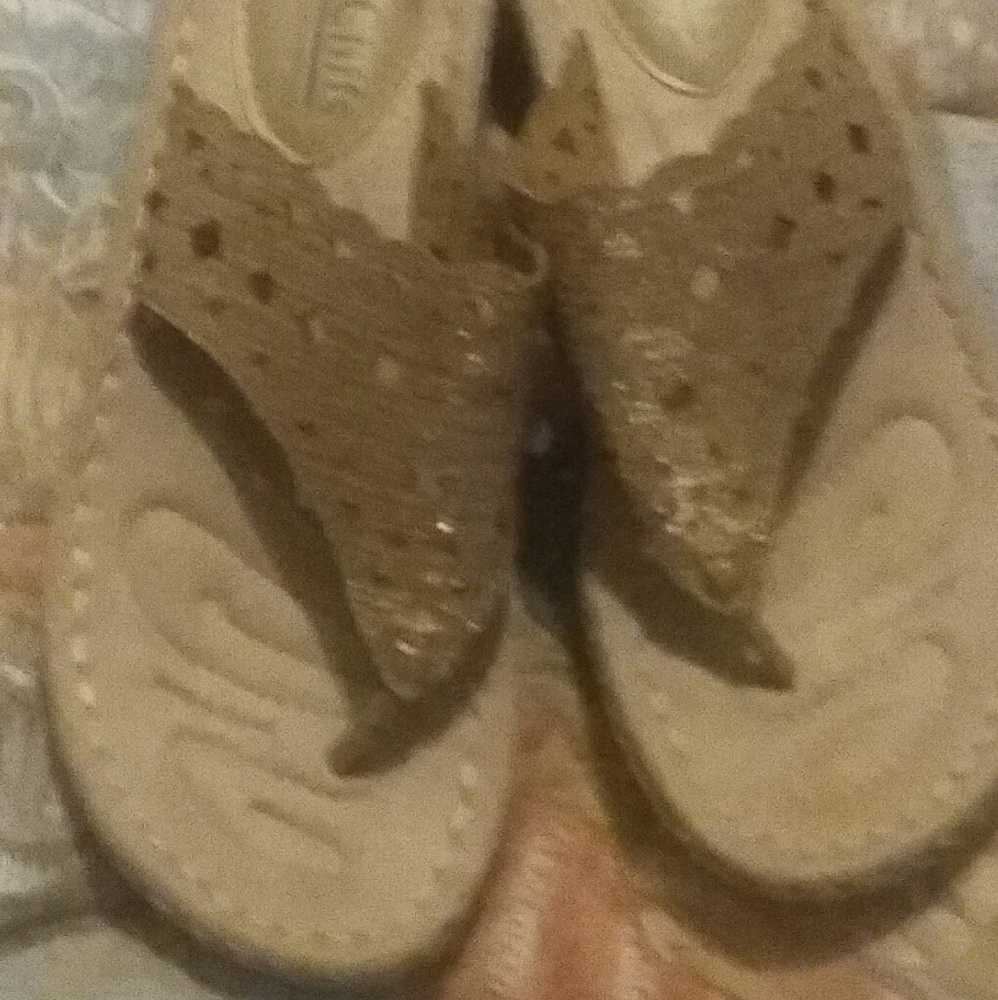 Sandals - Picture 3 of 4